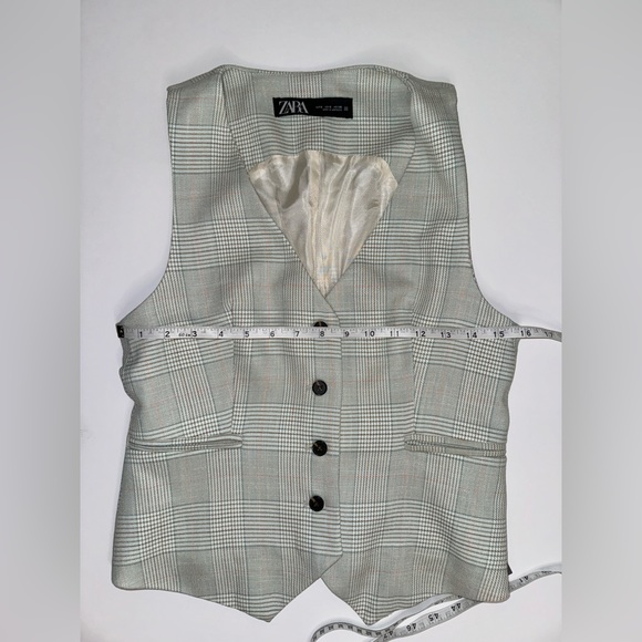 Zara Structured Plaid Vest - Picture 14 of 15